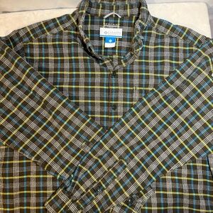 Columbia Omni-Wick Plaid‎ Button Up Shirt Men's Large Outdoor Hiking